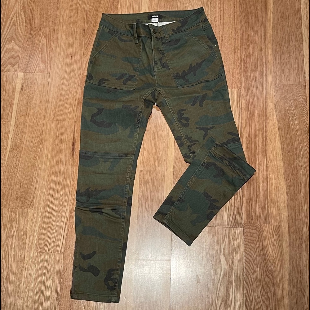 BDG Camo Denim Skinny Jeans